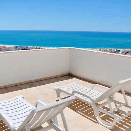 Blue Sky - With Roof Terrace In נאזרה