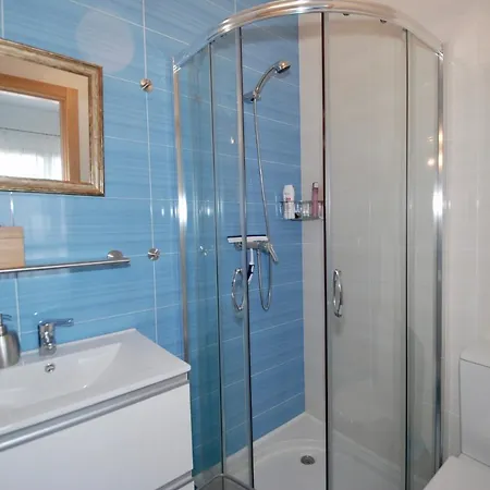 דירה Blue Sky - With Roof Terrace In *